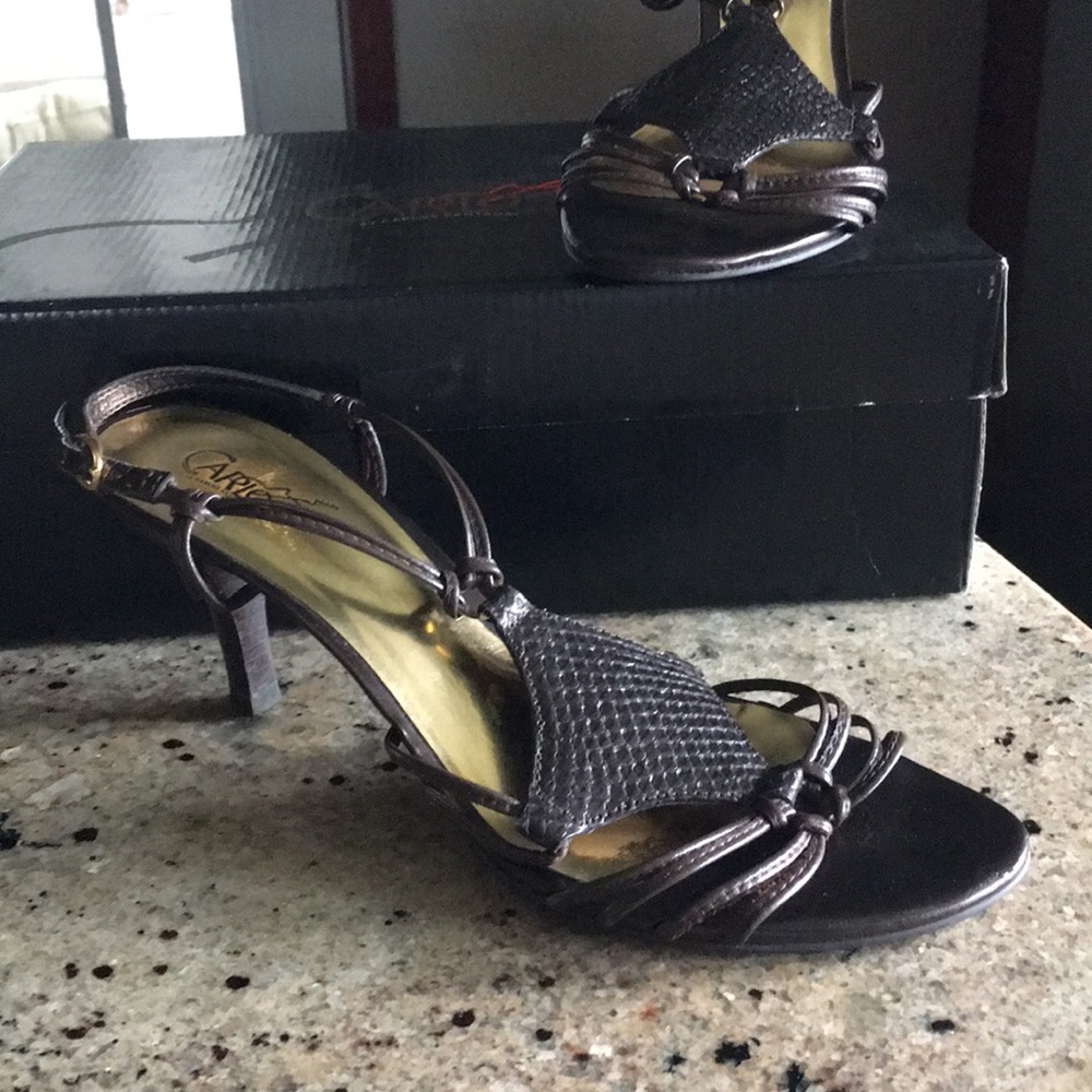 Carlos Santana brown shoes size 8